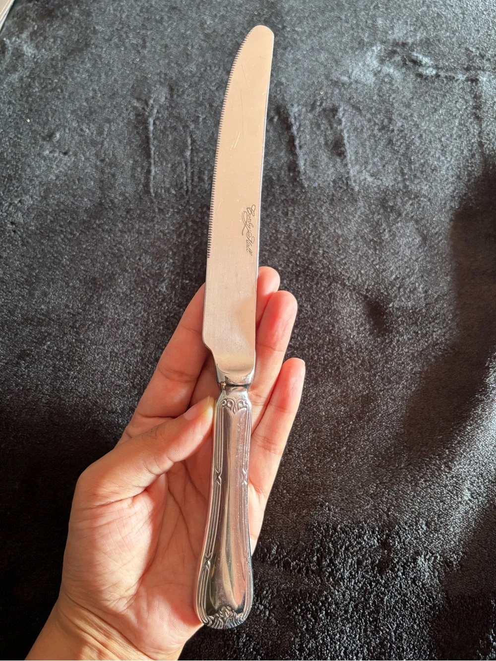 Corby Hall Steak Table knife Solid Handle Form Empire Collection Premium 18/10